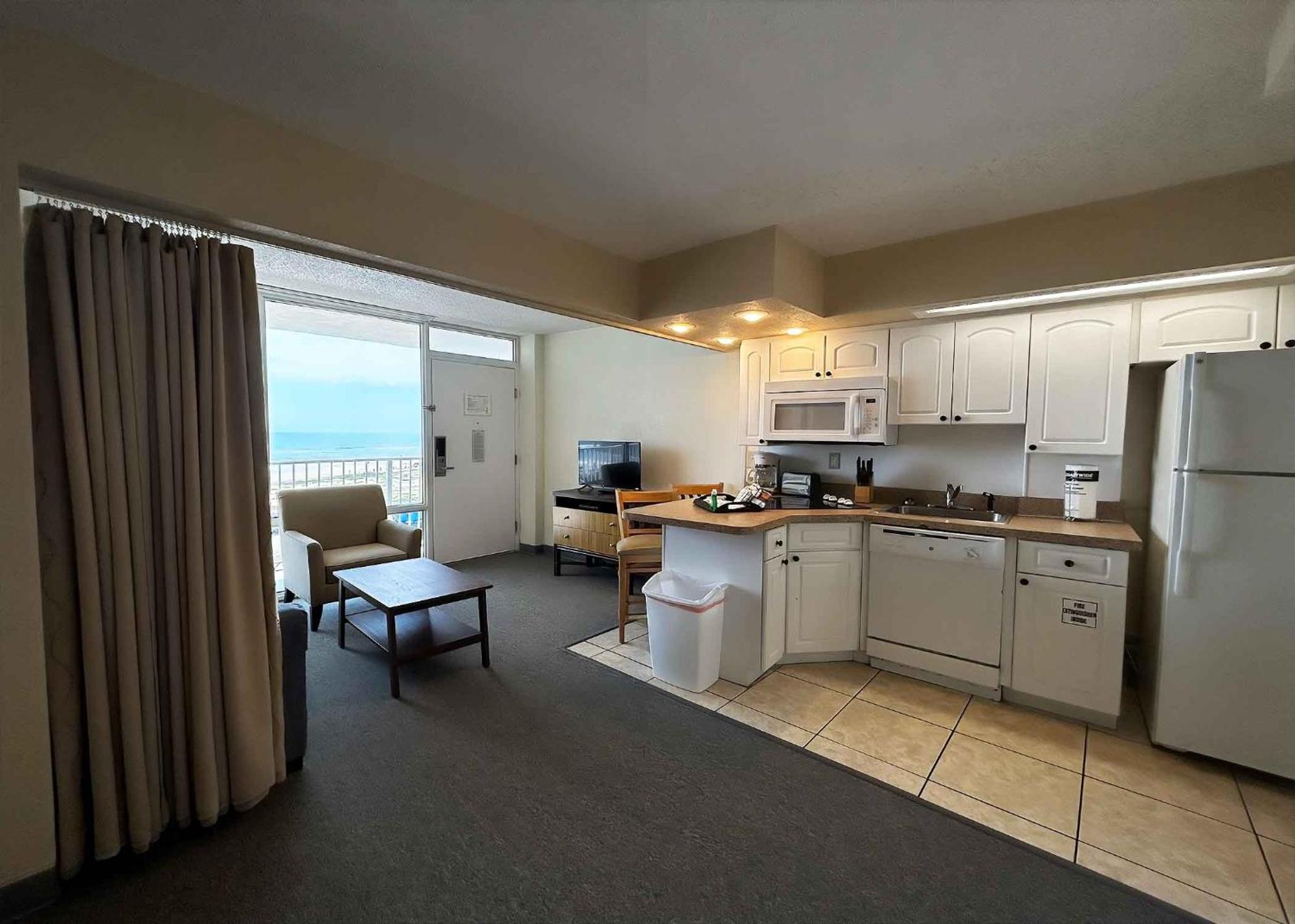 Outrigger Beach Club Resort Ормънд Бийч Екстериор снимка